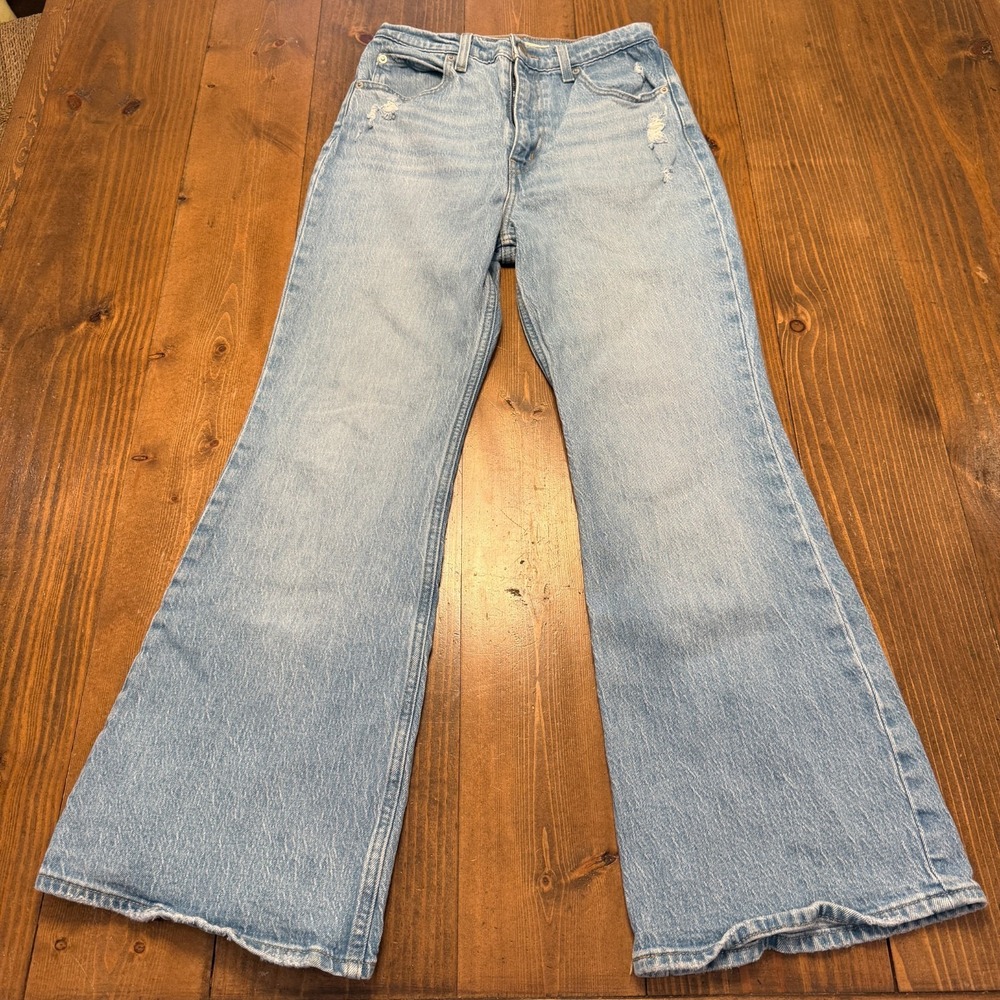 Levi's Premium Womens 26 Blue 70s High Flare Jeans‎ Light Wash Distressed Denim